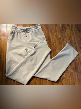Lululemon Softstreme High-Rise Pant Size 4